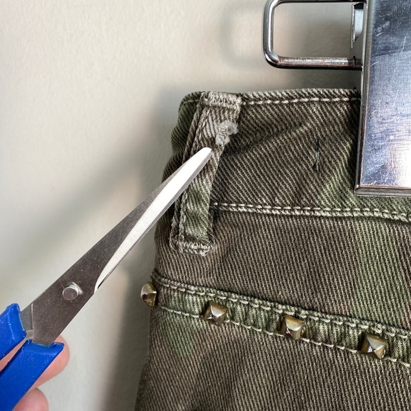 Zara Trafaluc Women's Denim Camouflage Skinny Jeans 8 Studded Accents Stretch - Picture 15 of 16